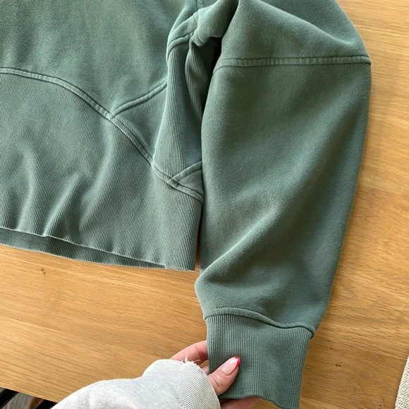 Lululemon Half-Zip Cropped Sweatshirt XS - Picture 10 of 10